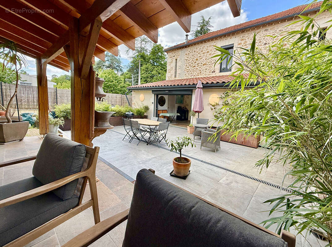 Maison à SAINT-VITE