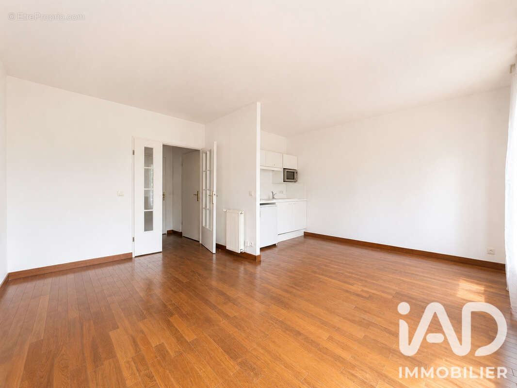 Appartement 32 m² à Rueil-Malmaison  - photo 2