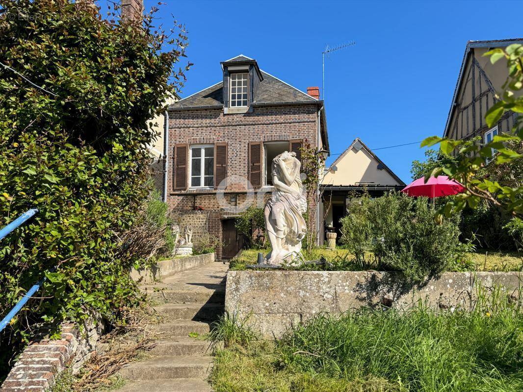 Maison à LA NEUVE-LYRE