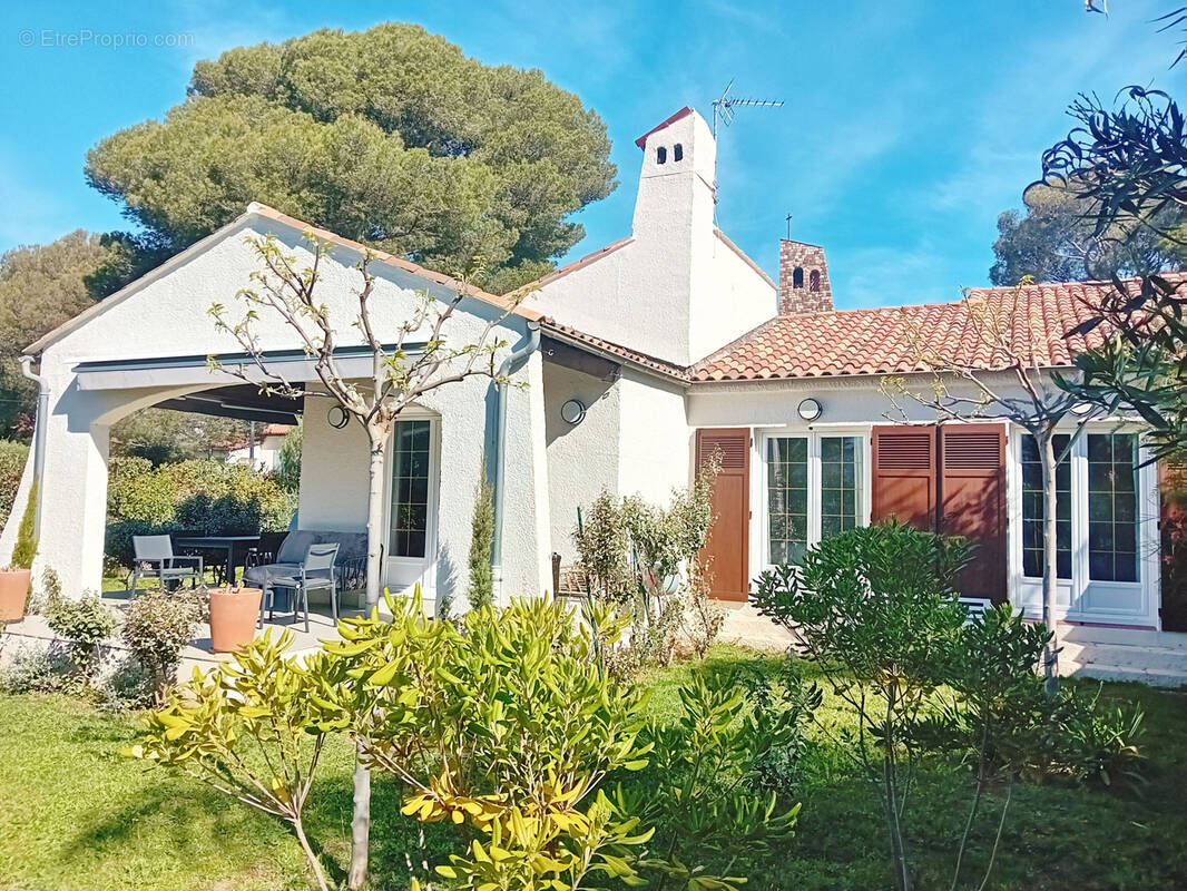 Maison à SAINT-RAPHAEL