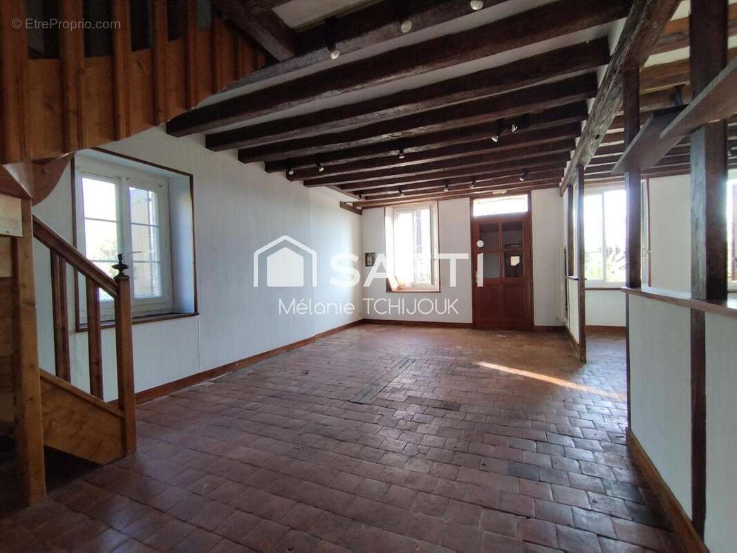 Photo 3 - Maison à SAINT-MAURICE-SUR-AVEYRON