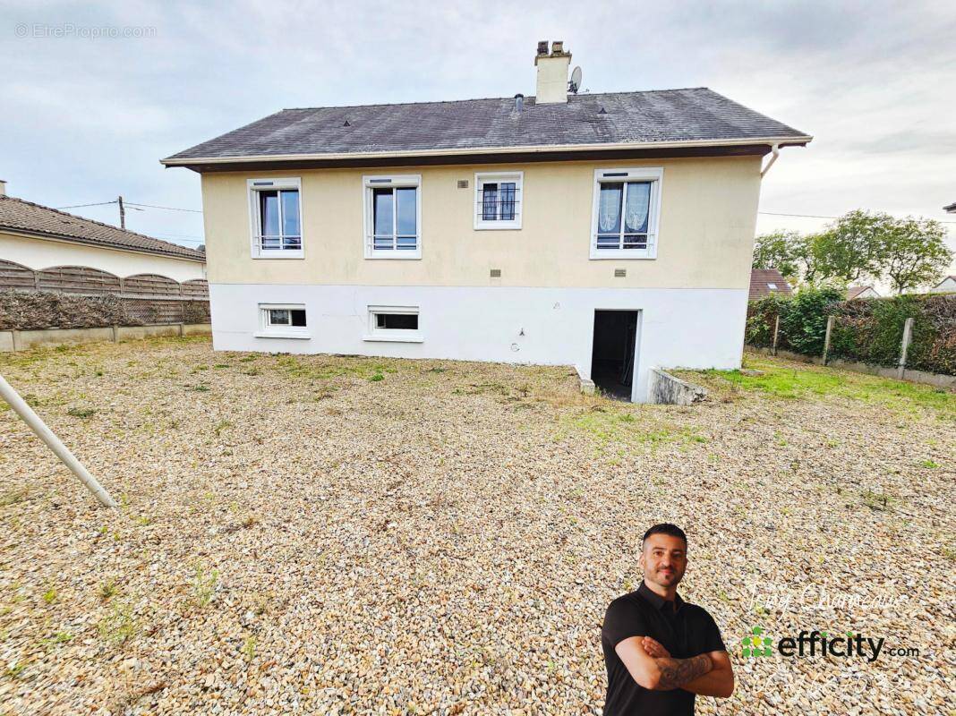 Maison à MONTOIRE-SUR-LE-LOIR