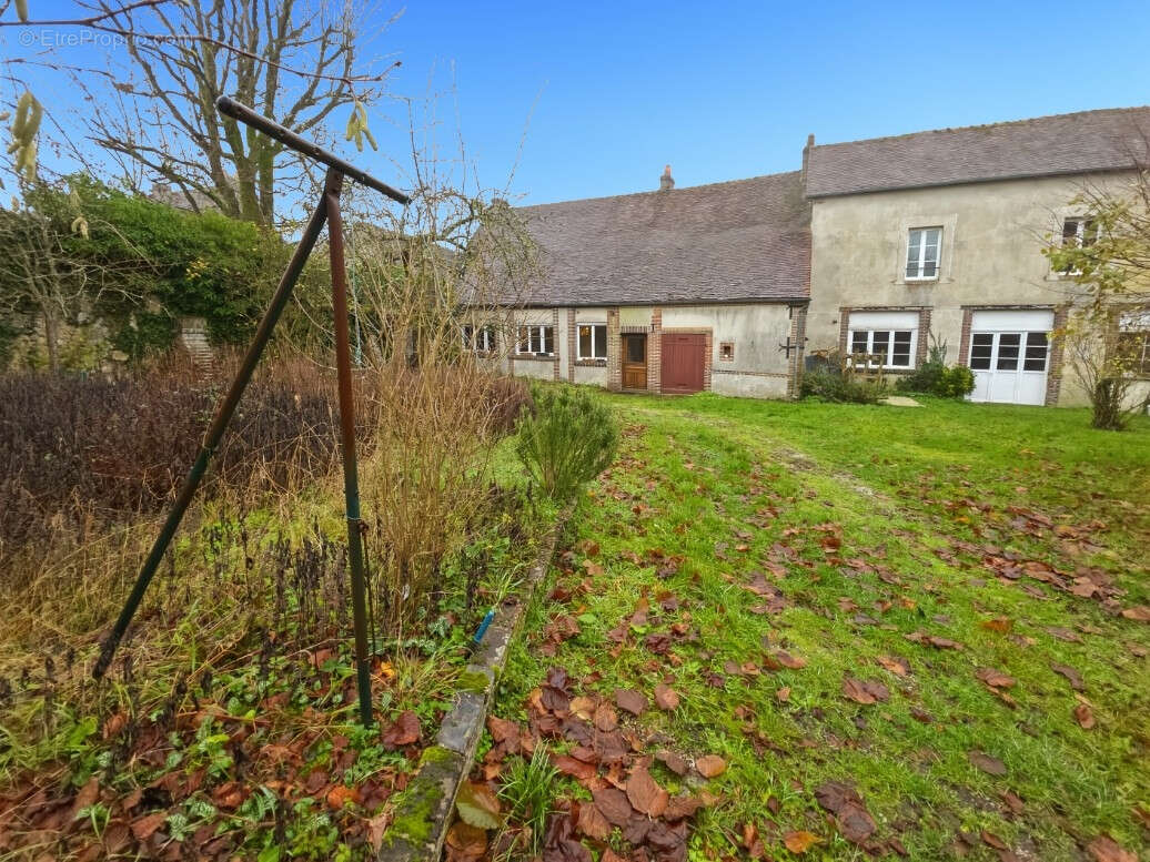 Maison à MOULINS-LA-MARCHE
