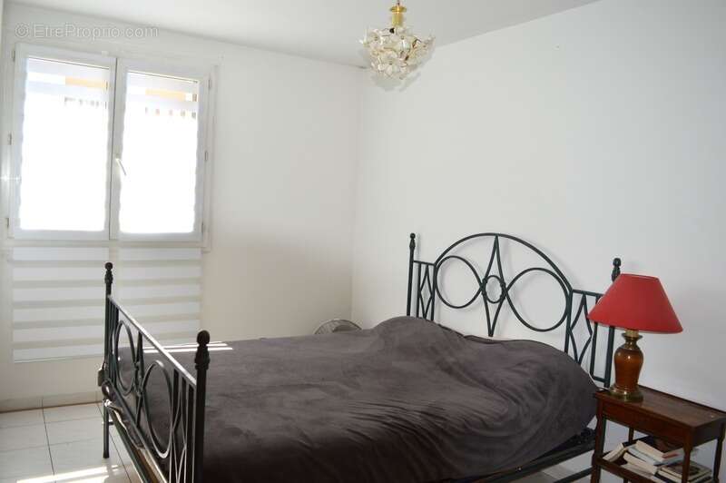 Appartement à MARSEILLE-4E