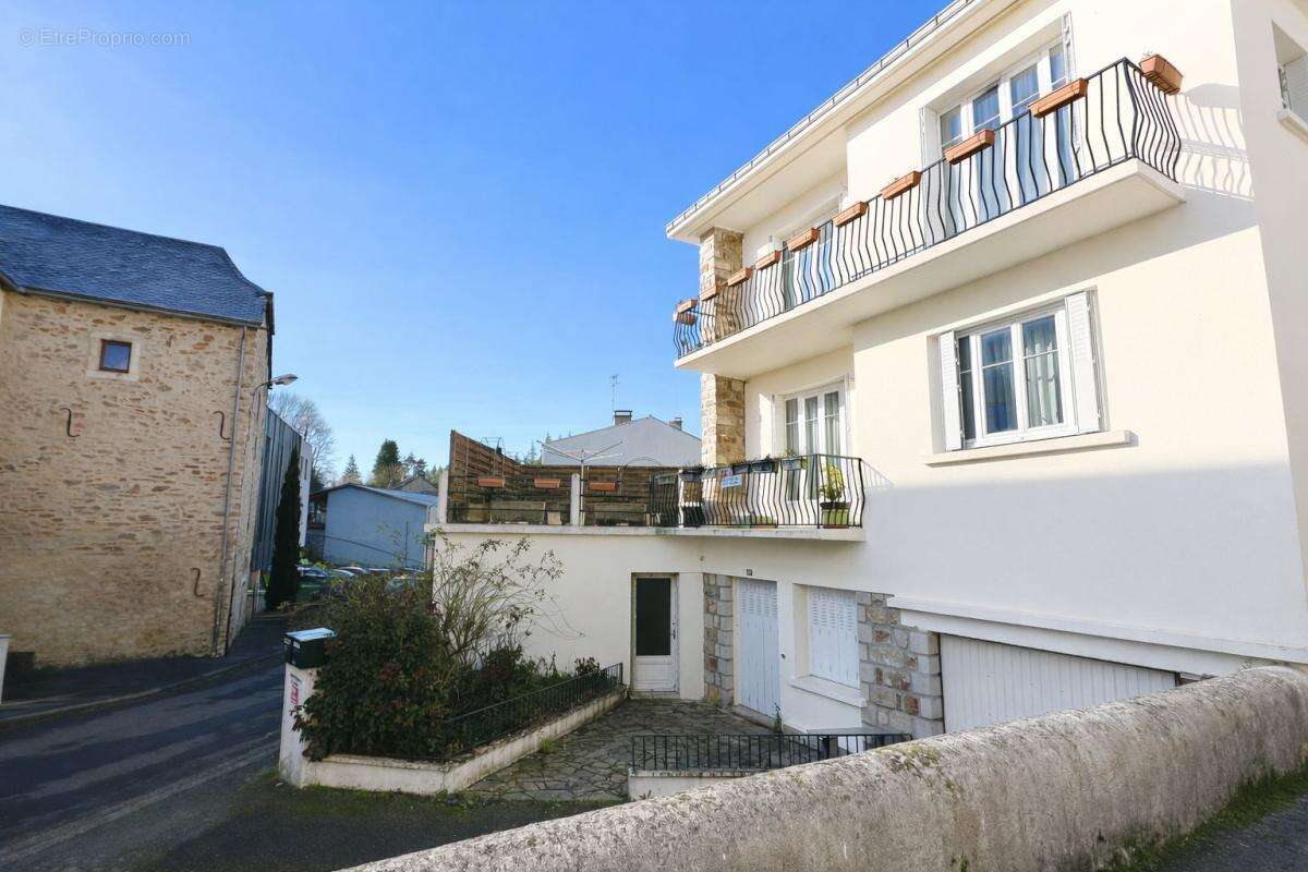 Maison à CASSAGNES-BEGONHES