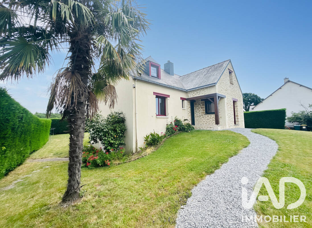 Photo 1 - Maison à ISSE