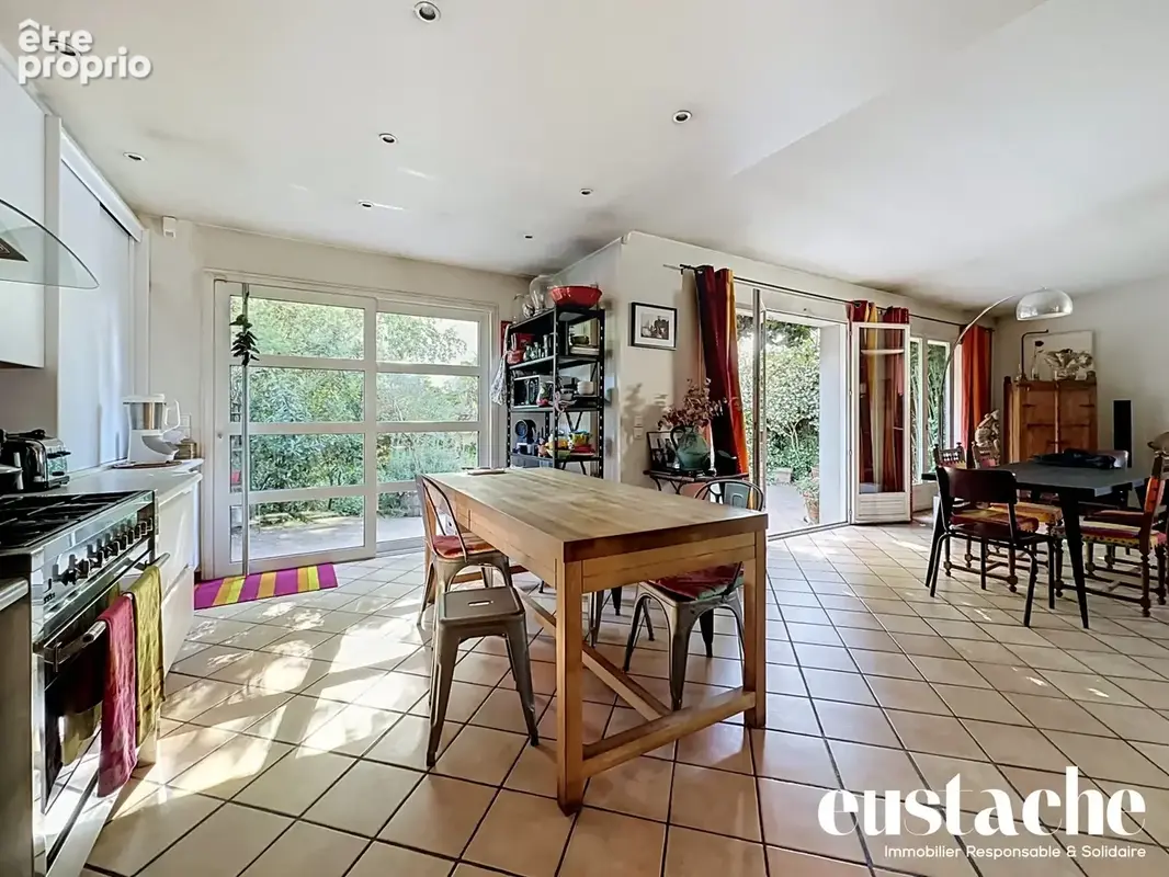 Maison 216 m² à Maisons-Alfort  - photo 4