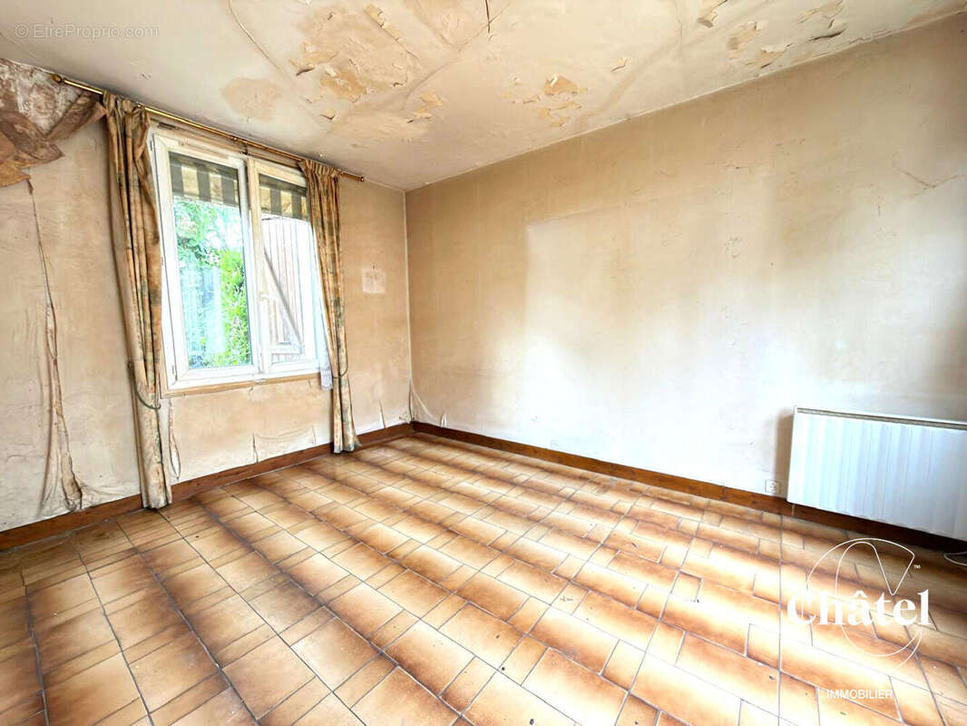 Maison à COURTEUIL