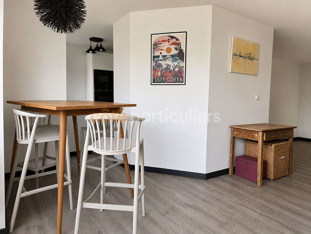 À VENDRE -T2 en rez-de-jardin  résidence avec piscine LE GOSIER - photo 6
