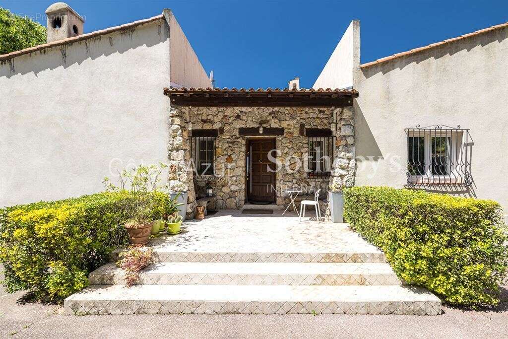 Maison provençale avec vue panoramique et piscine à Nice - photo 20