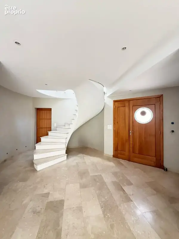 Maison 200m2 La Seyne sur mer Quartier Donicarde - photo 5