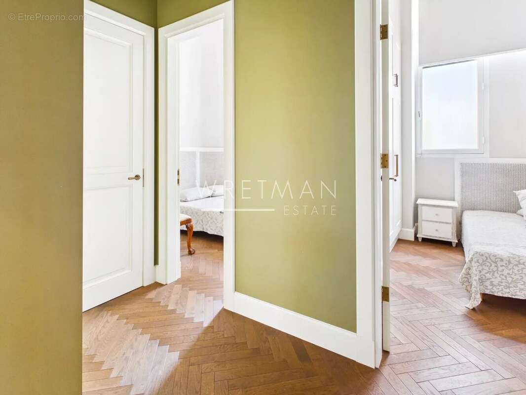 Appartement à ROQUEBRUNE-CAP-MARTIN