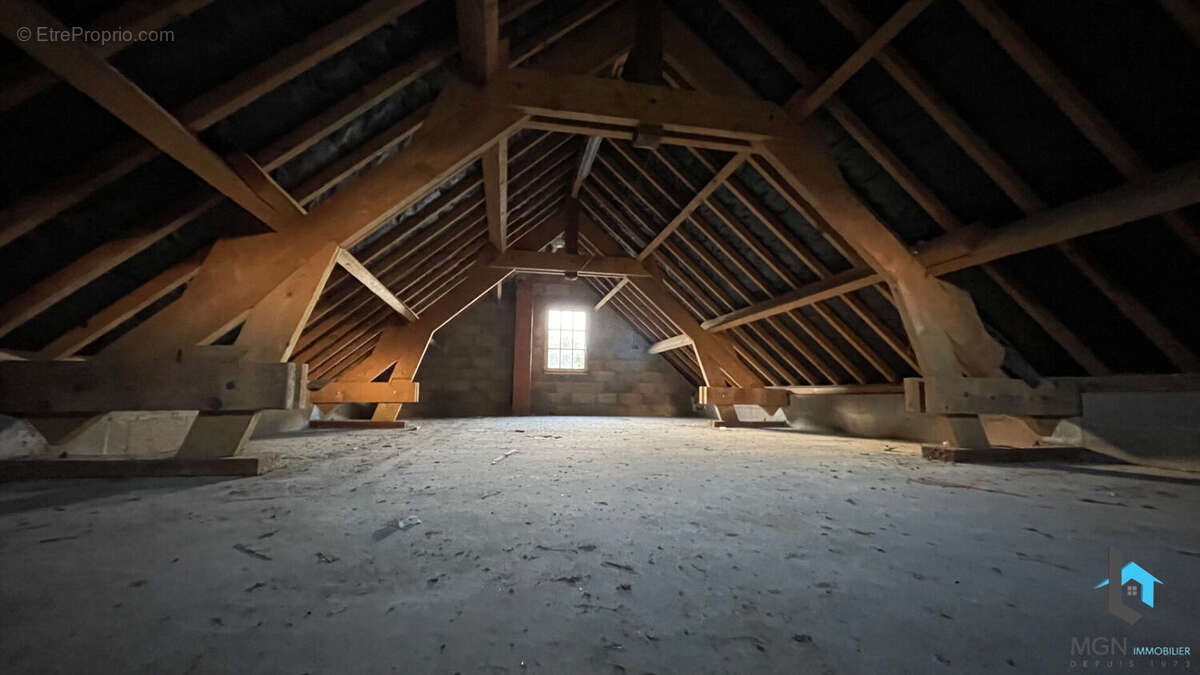 Terrain à VITRAY-EN-BEAUCE