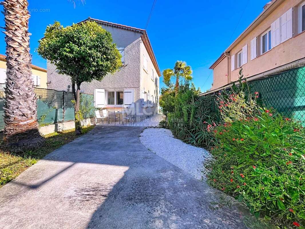 Appartement à ANTIBES