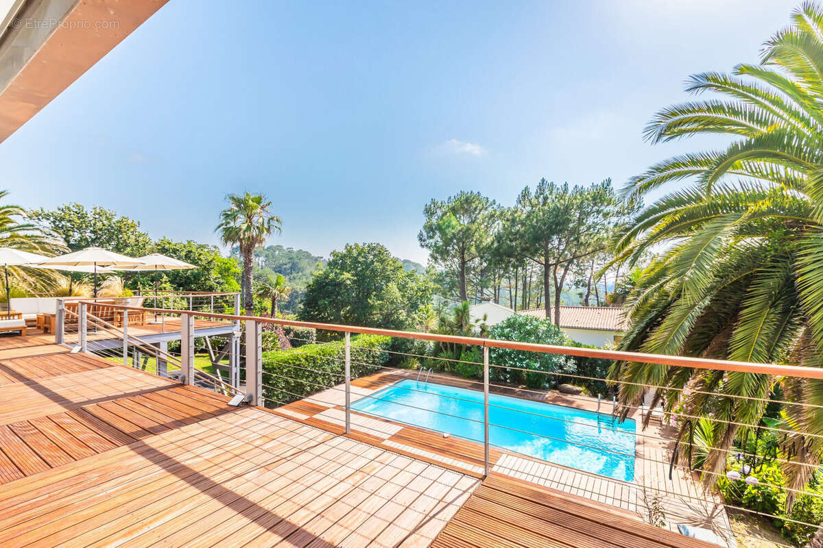 Maison 306 m² à Biarritz  - photo 3