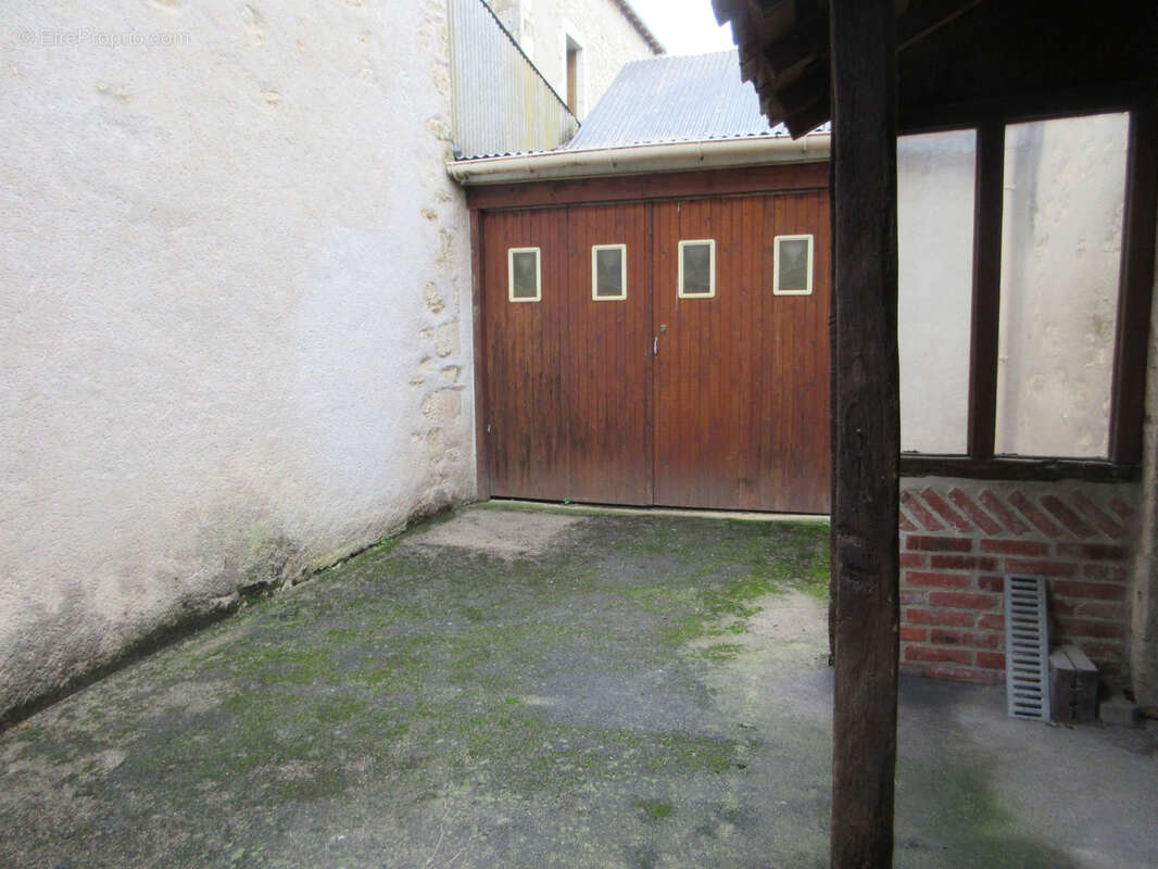 Maison à SAINT-MARCEL