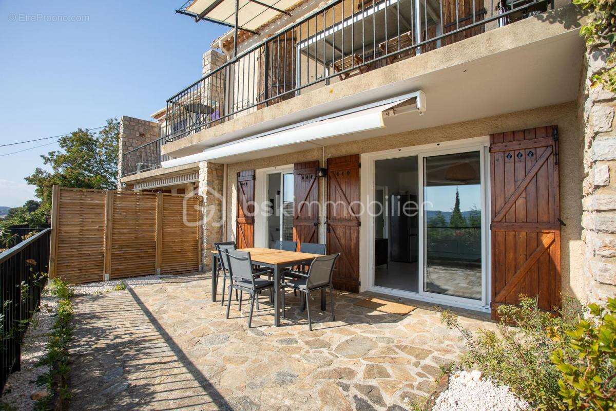 Appartement à LE LAVANDOU