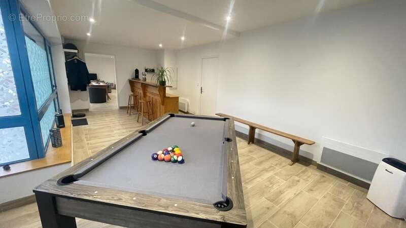 Maison à SAINT-NICOLAS-DU-PELEM