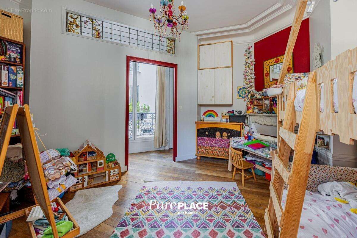 Appartement à PARIS-9E