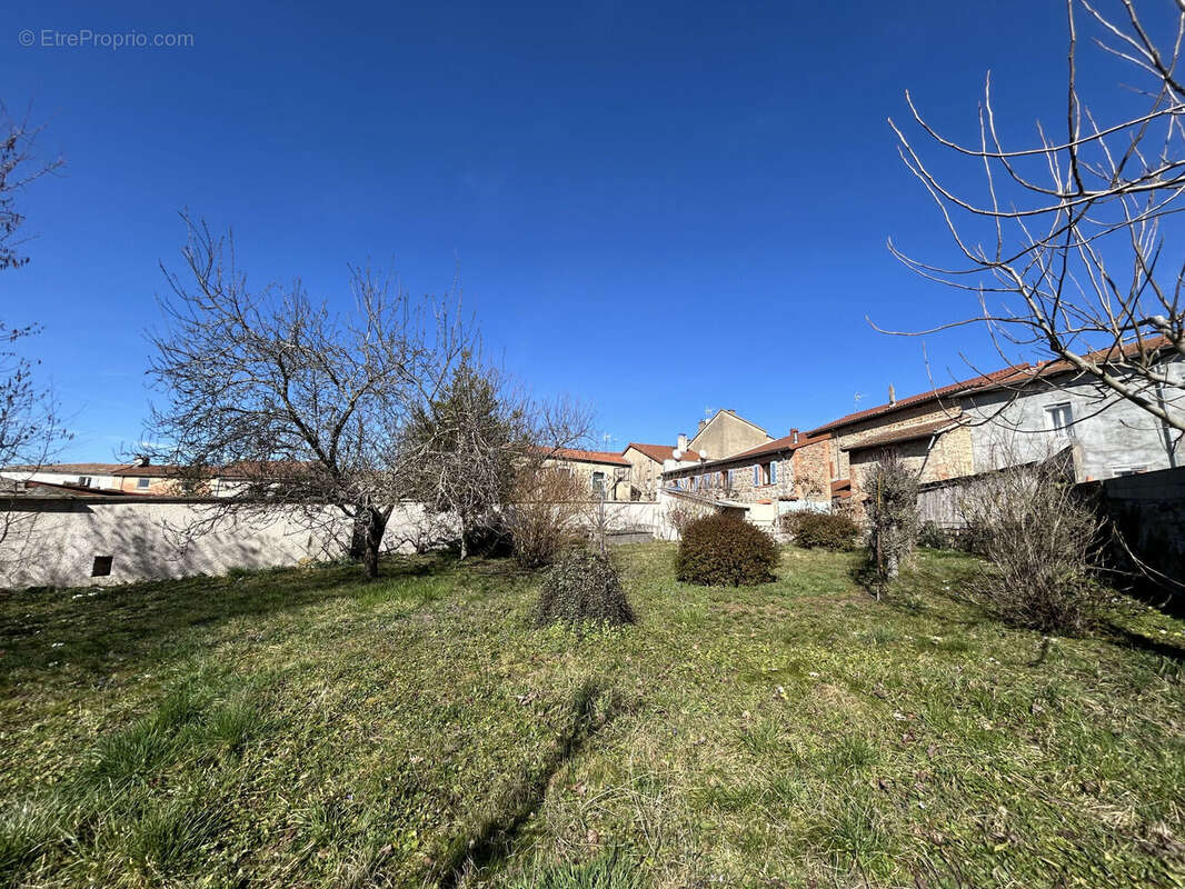 Photo 2 - Maison à NEULISE