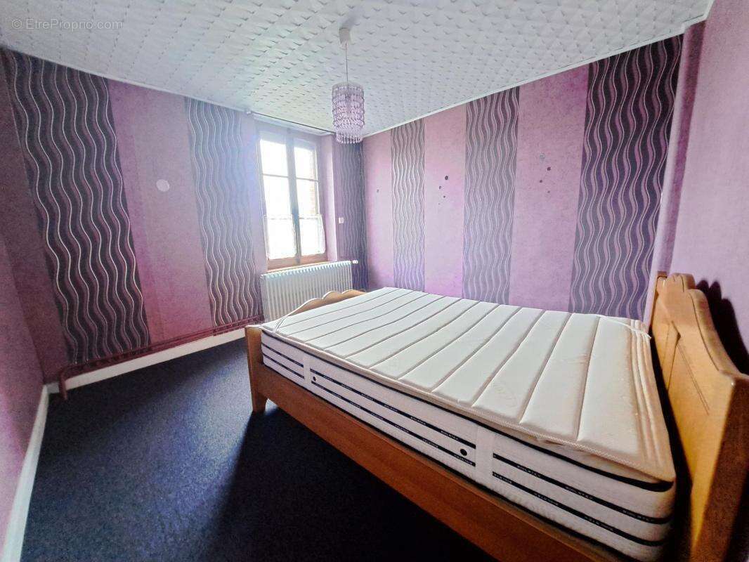 Maison à LONGNY-AU-PERCHE