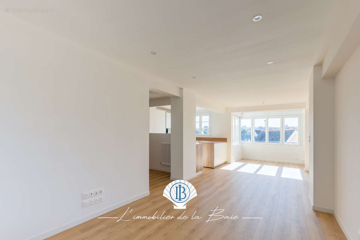 Appartement rénové - Cœur de bourg, Erquy 74 m2 - photo 2