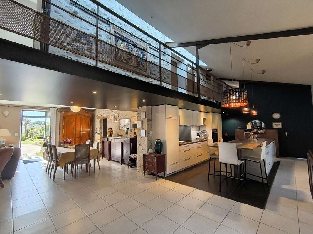 Maison à CORCOUE-SUR-LOGNE