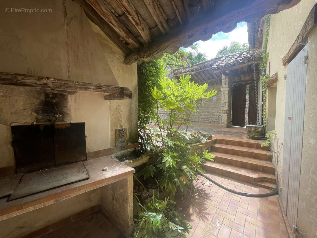 Exclusivite / vaison 10km / spacieuse maison de village avec cour interieure et terrasses - photo 12