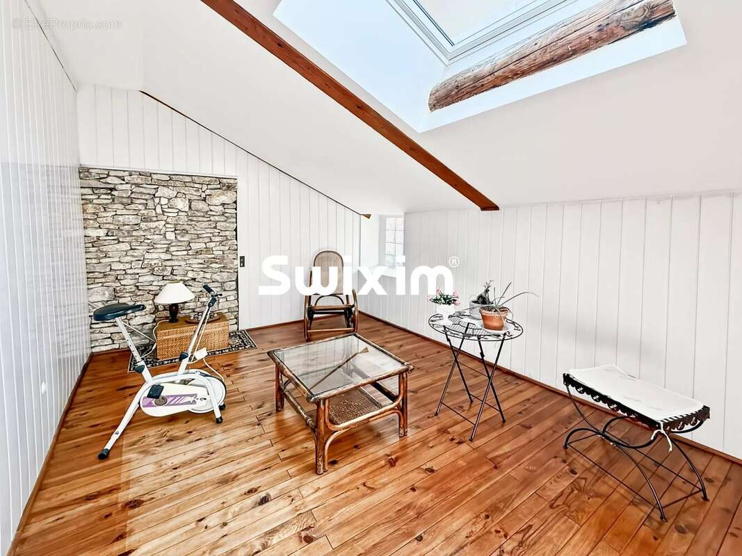 Maison de 3 chambres, mezzanine - photo 8