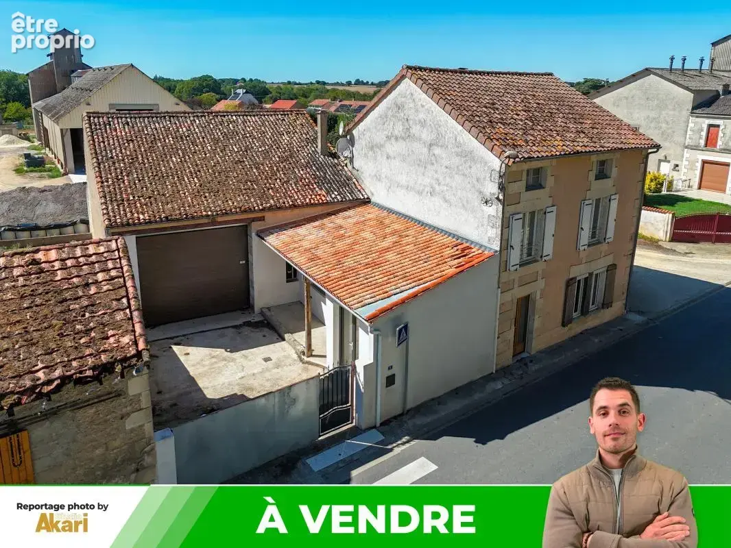 Photo Maison à Bouresse au prix de 133 000€