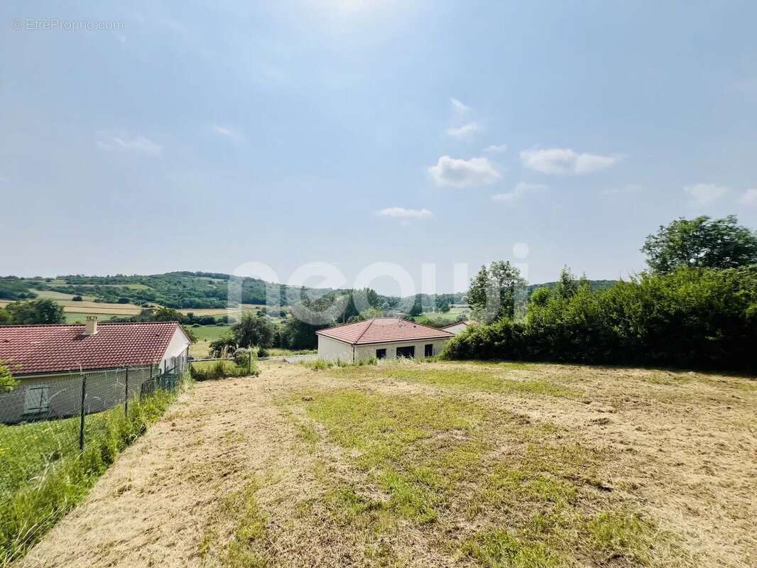 Terrain à CHATELGUYON