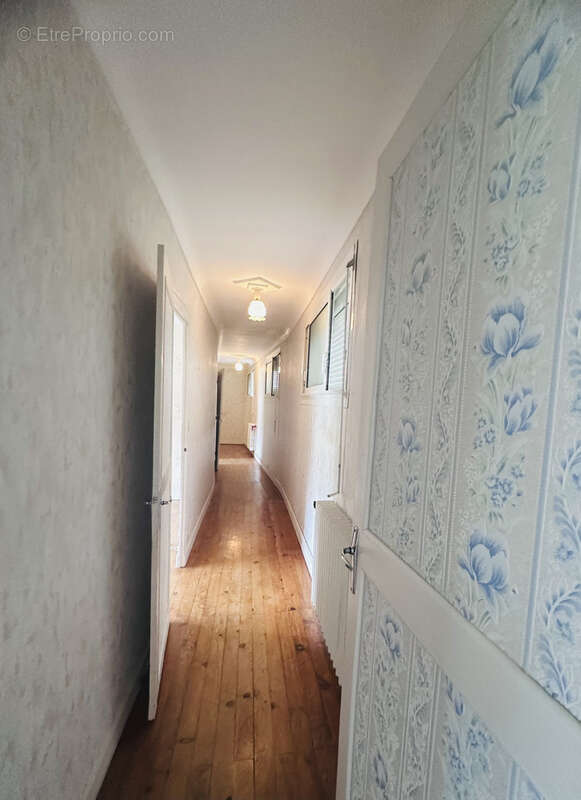 Maison à SOULAIRE-ET-BOURG