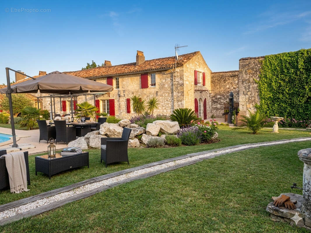 Maison à ESPIENS