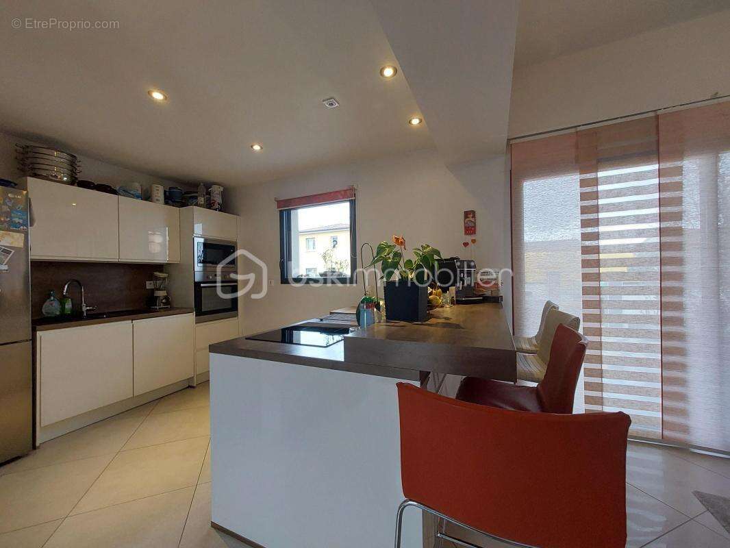 Maison à PONT-DU-CHATEAU