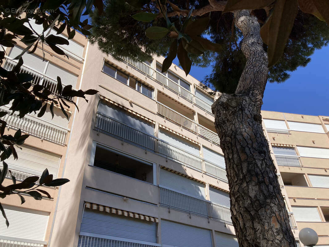 Appartement à HYERES