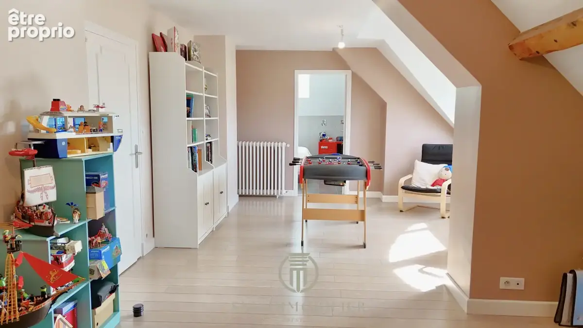VILLA FAMILIALE avec vue, piscine XXL et pool house - photo 11