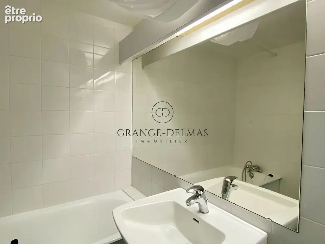 BORDEAUX SAINT GENÈS - Studio avec balcon, parking et cellier - photo 6