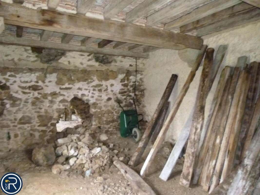 Maison à MONTOURTIER