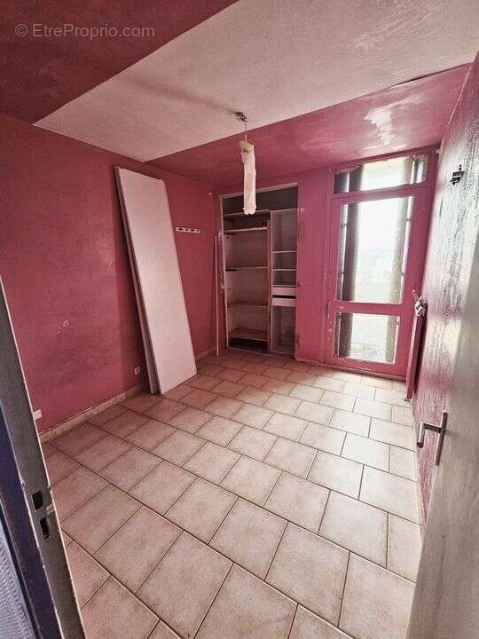 Appartement à MARSEILLE-15E