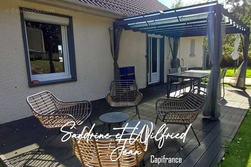 Maison à LA HAYE-MALHERBE