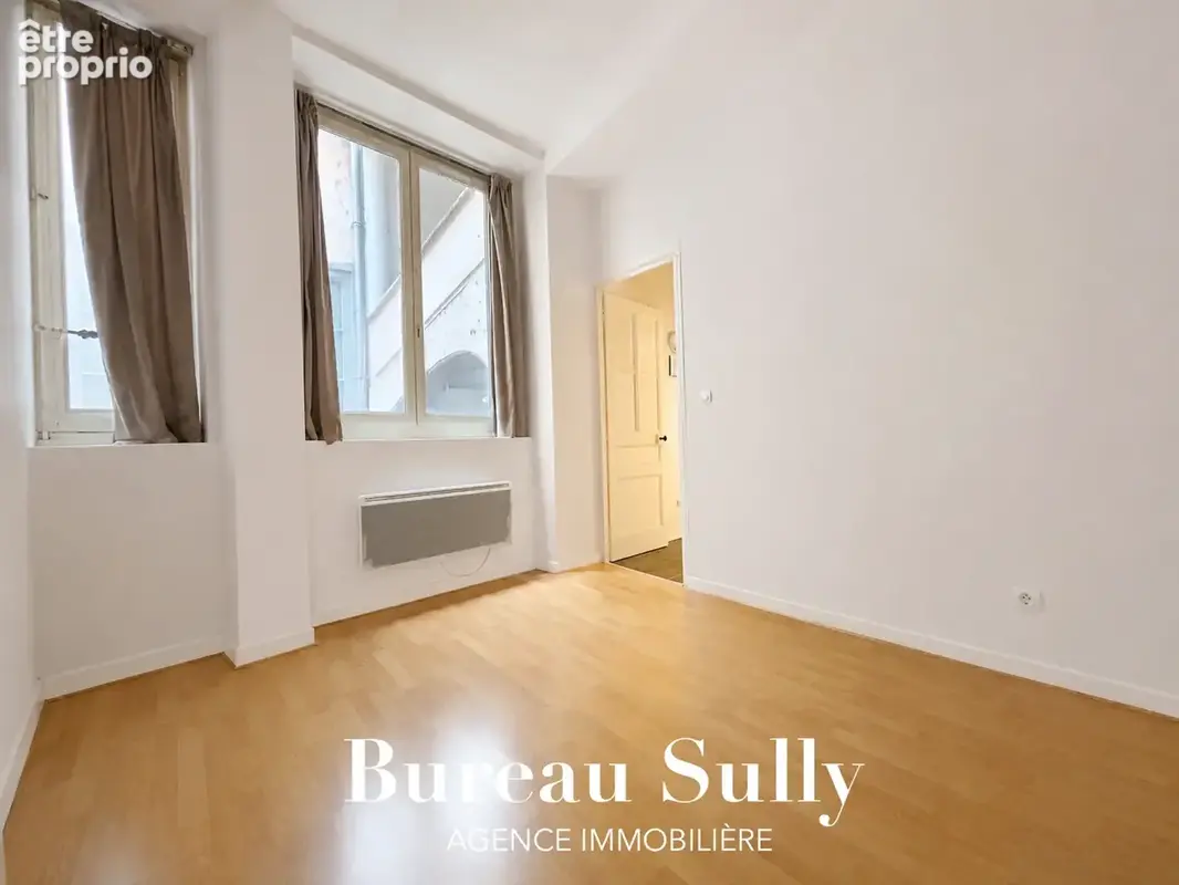 LYON 2 - 'Rue Mercière / Brest' - Bel appartement T3 - photo 7
