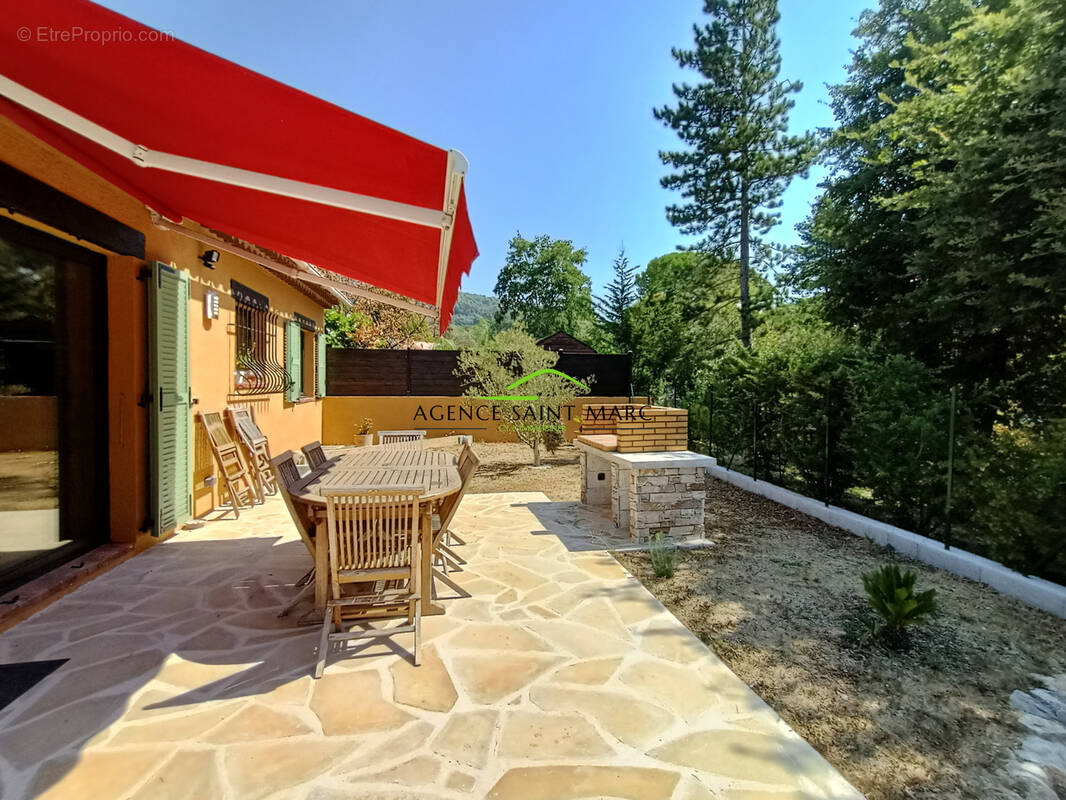 Maison à PEYMEINADE