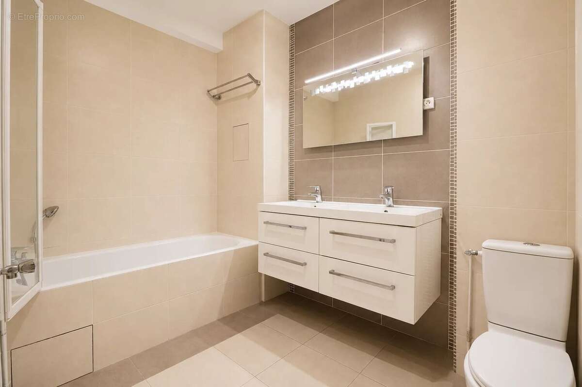 Appartement à VERSAILLES