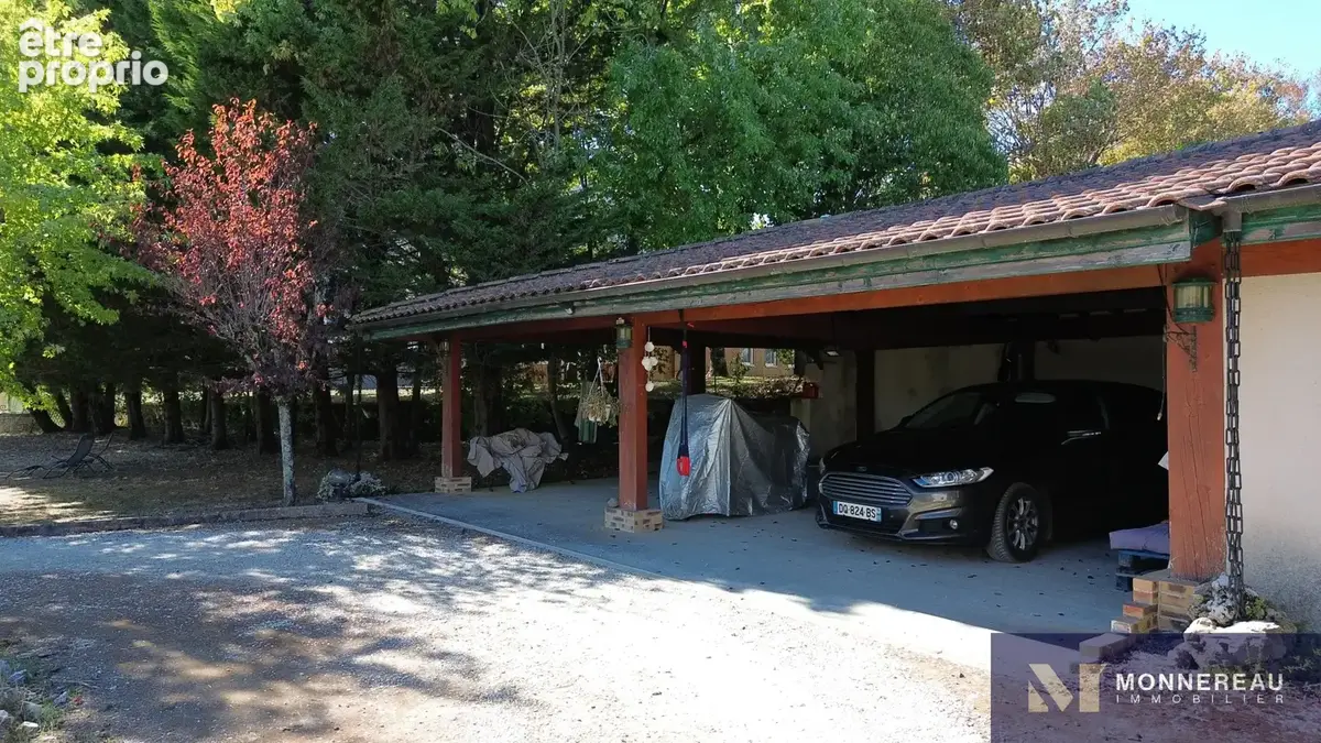 Maison de ville atypique avec jardin et garage - photo 22