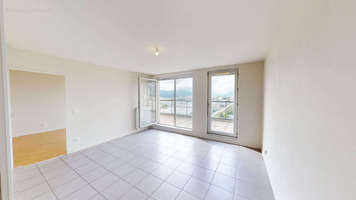 Appartement à ECHIROLLES