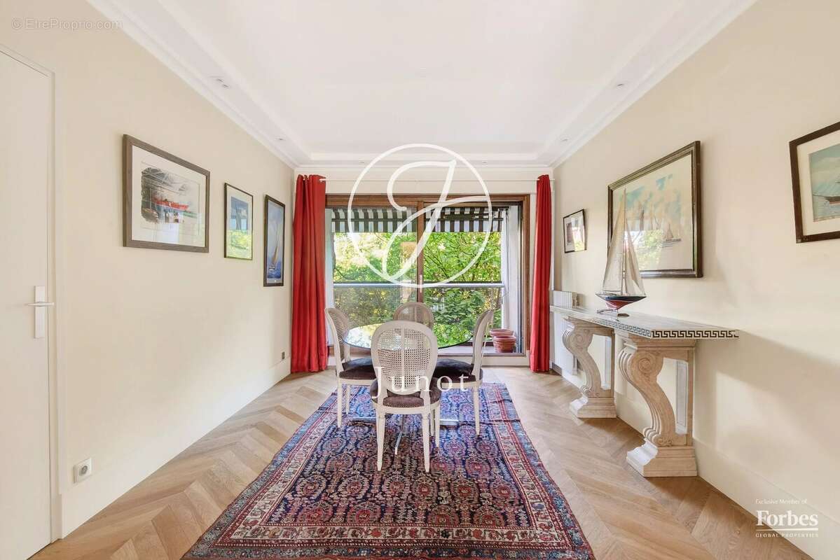 Appartement à SAINT-CLOUD