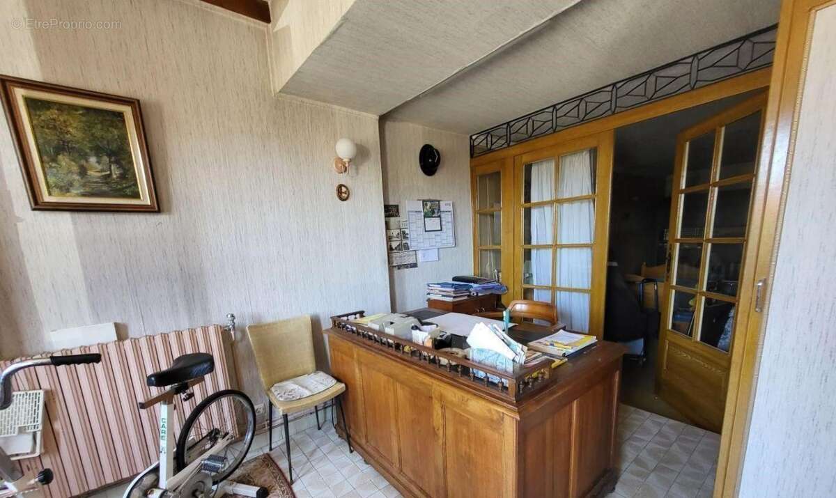 Maison à DOMPIERRE-SUR-VEYLE