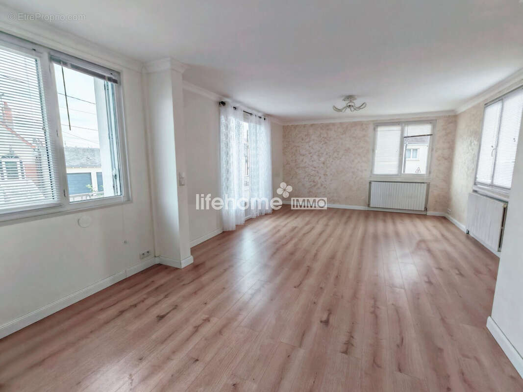 Maison à CHATEAUROUX