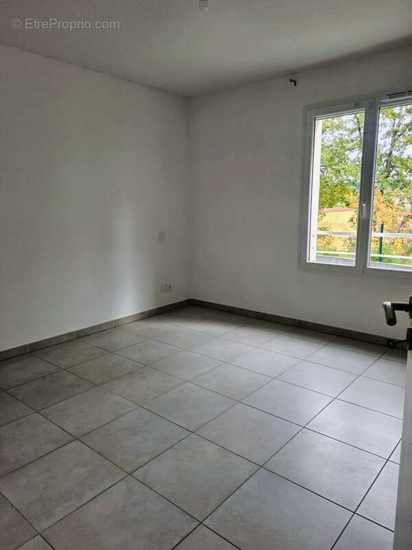 Appartement à LE CANNET-DES-MAURES