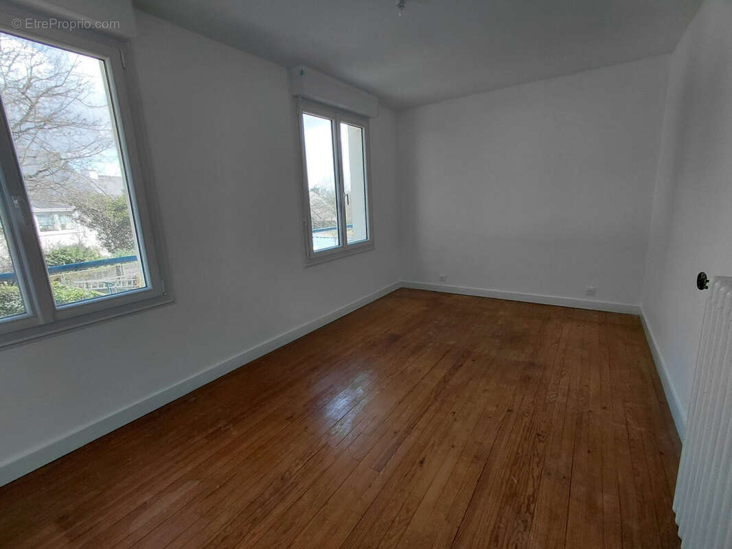 Maison à CARHAIX-PLOUGUER